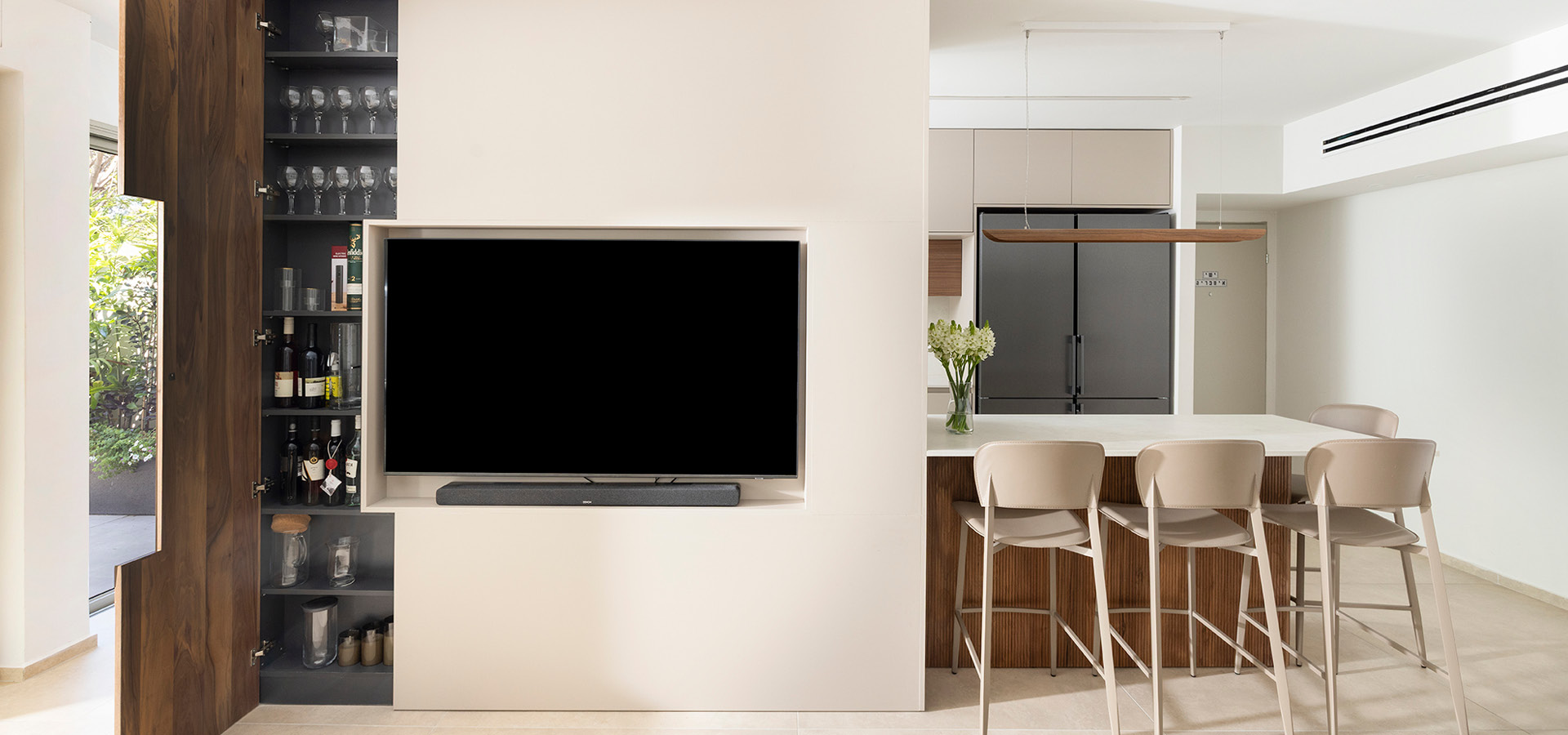 Yishai modern kitchen shai bussi 1920 9003